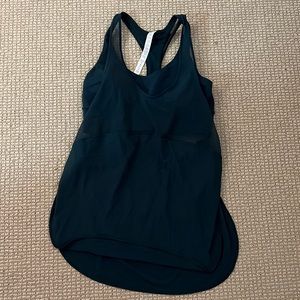 Lululemon tank top+ bra attached